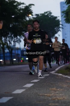 Runner Photo 2026932