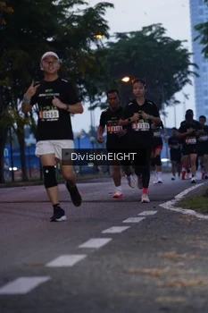 Runner Photo 2026990