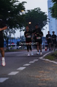 Runner Photo 2026991