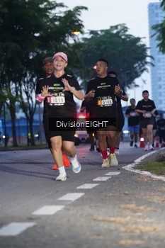 Runner Photo 2027120