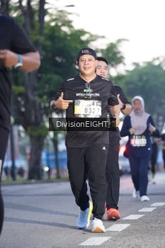 Runner Photo 2027645