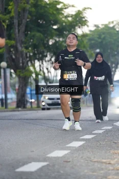 Runner Photo 2027873