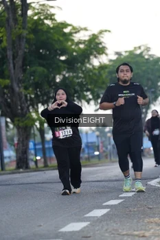 Runner Photo 2027923
