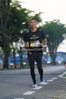 Runner Photo 2027940