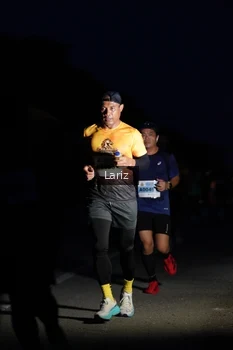 Runner Photo 2028122