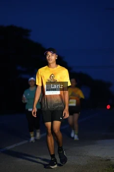 Runner Photo 2028324