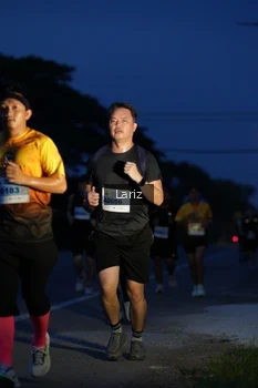 Runner Photo 2028475