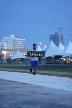 Runner Photo 2028726