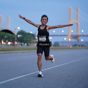 Runner Photo 2028933