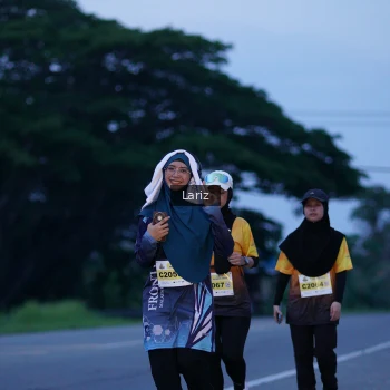 Runner Photo 2028976