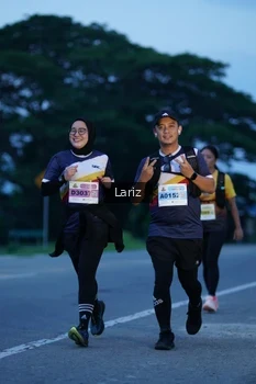 Runner Photo 2029003