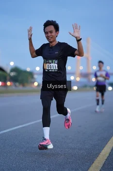 Runner Photo 2029035
