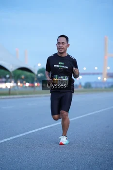 Runner Photo 2029685