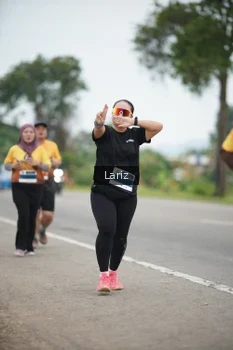 Runner Photo 2029694