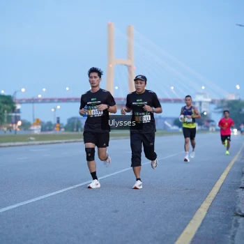 Runner Photo 2029768