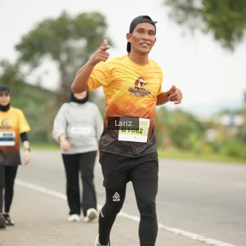 Runner Photo 2029993