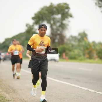 Runner Photo 2030004