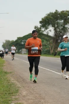 Runner Photo 2030072