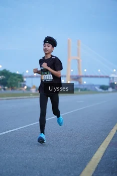 Runner Photo 2030082