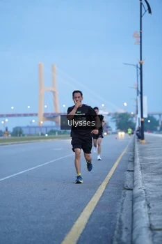 Runner Photo 2030170