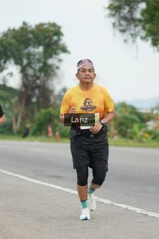 Runner Photo 2030197