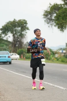 Runner Photo 2030256