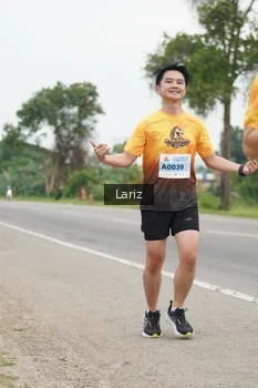 Runner Photo 2030300