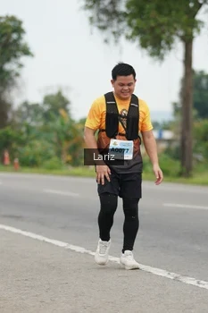 Runner Photo 2030345