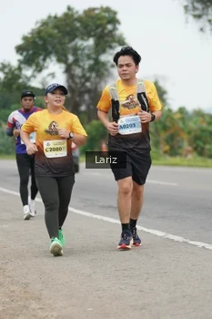 Runner Photo 2030430