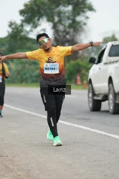 Runner Photo 2030484