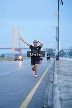 Runner Photo 2030653