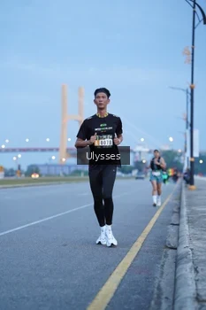 Runner Photo 2030715
