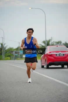 Runner Photo 2030744