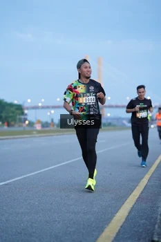 Runner Photo 2030746