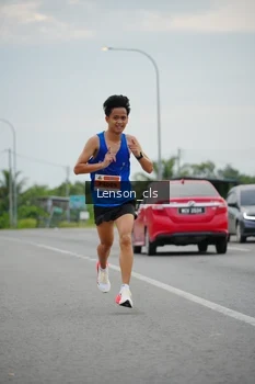 Runner Photo 2030748