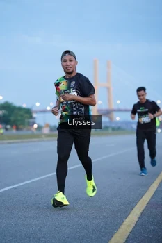 Runner Photo 2030753
