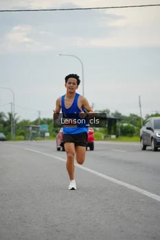 Runner Photo 2030758