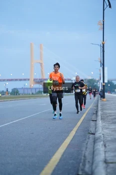 Runner Photo 2030768
