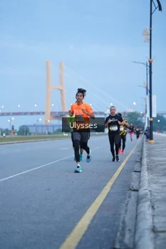 Runner Photo 2030769