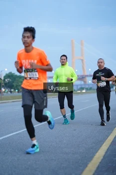 Runner Photo 2030778