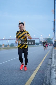 Runner Photo 2030792