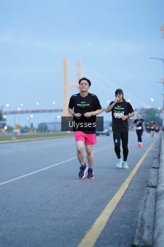 Runner Photo 2030807