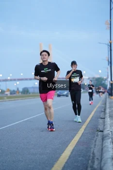 Runner Photo 2030812