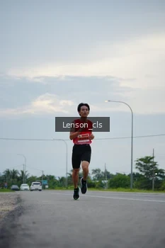 Runner Photo 2030824