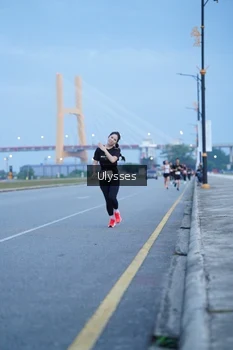 Runner Photo 2030826