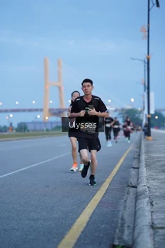Runner Photo 2030892