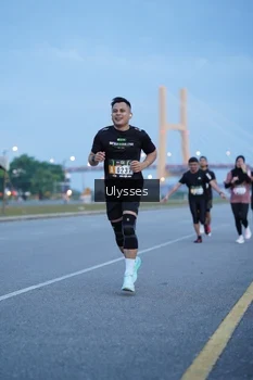 Runner Photo 2030920