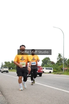 Runner Photo 2030956