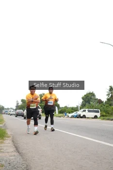 Runner Photo 2030971