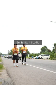 Runner Photo 2030972